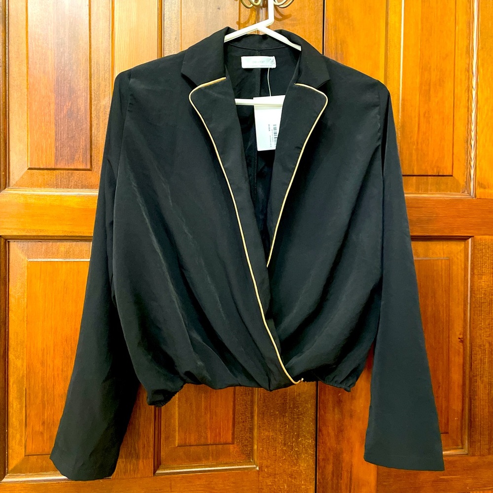 NWT Black OAK + FORT Satin Black Top